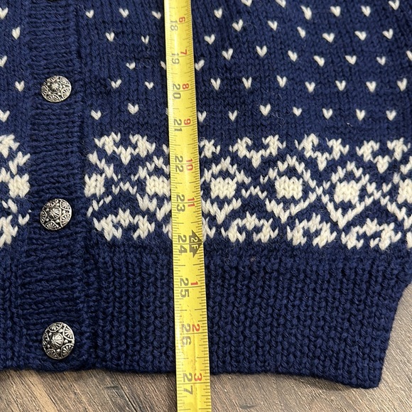 VINTAGE Cardigan Hand Knit “One of a Kind” Wool Sweater Navy Blue Size Large - Picture 9 of 11
